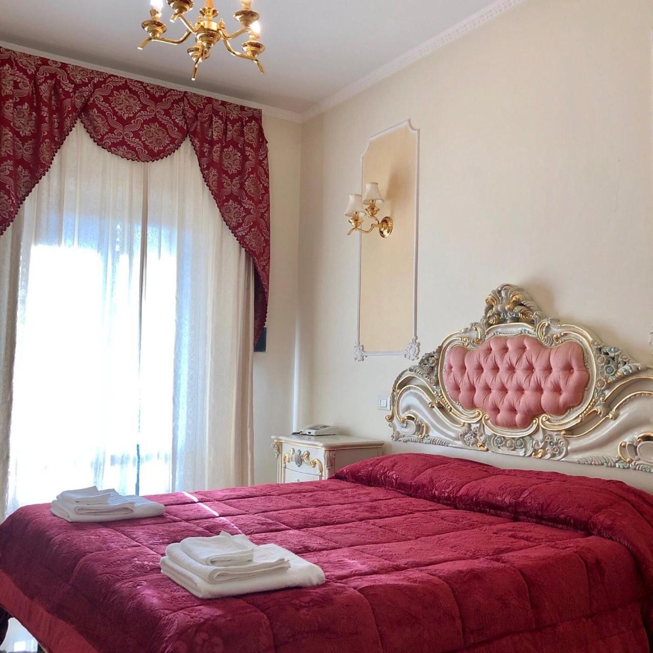 Colosseo Rooms Imperial Rome Luaran gambar